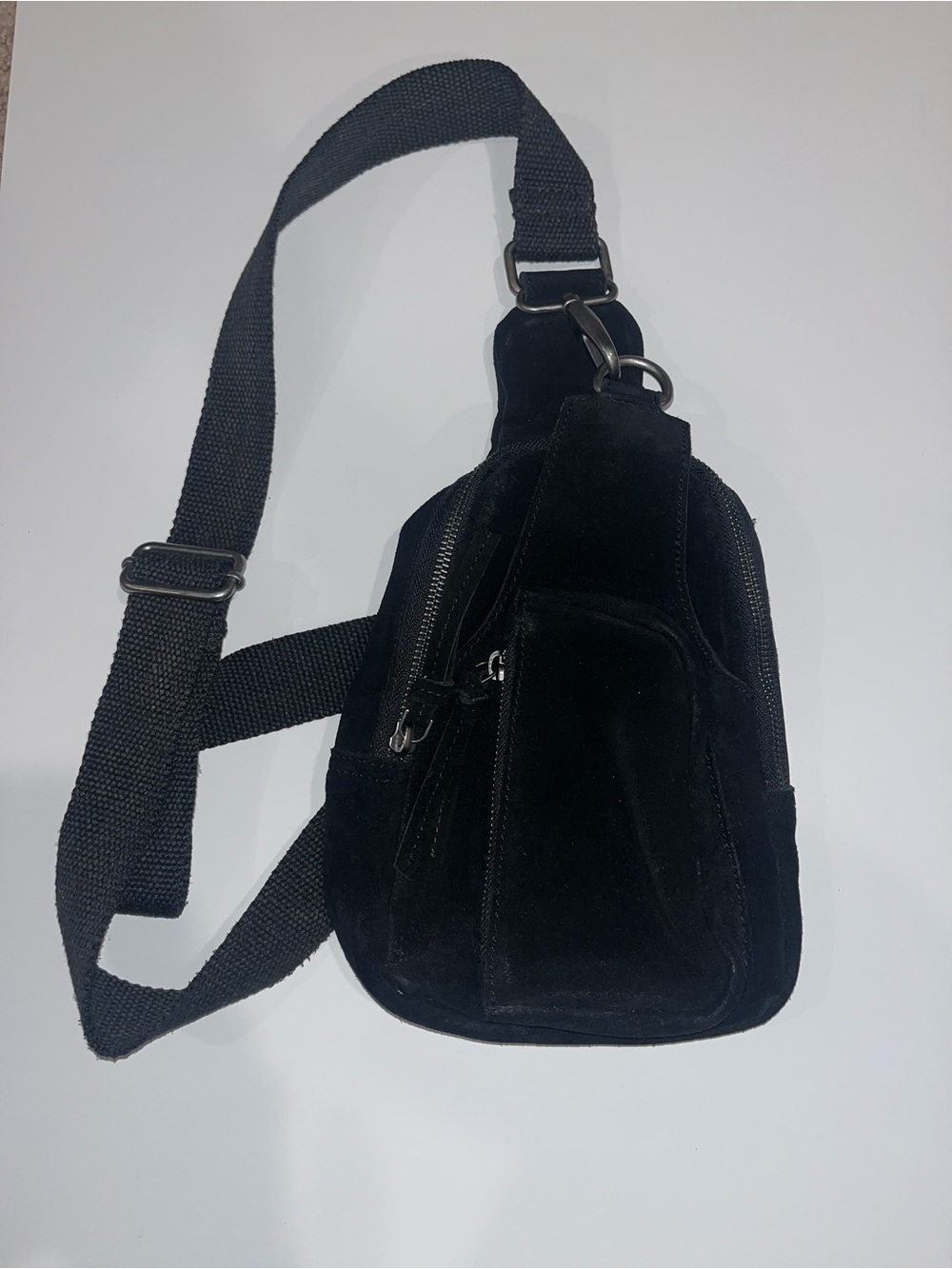 FREE PEOPLE Hudson suede sling bag in Black